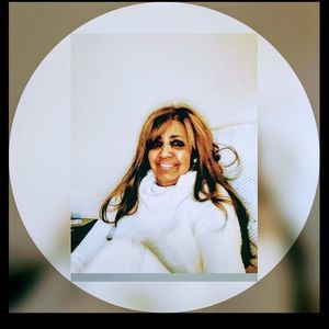 Meet your Posher, Miriam